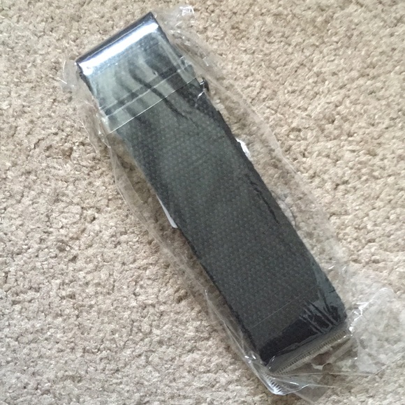 Zaful Black Buckle Belt - Picture 2 of 3